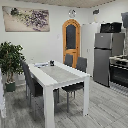 Hébergement de vacances Arnyas Toelgy Verőcemaros