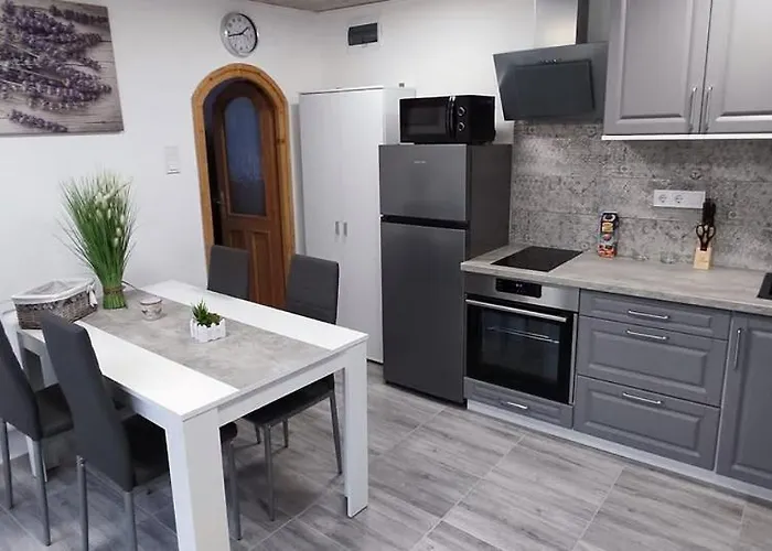 Holiday home Arnyas Toelgy